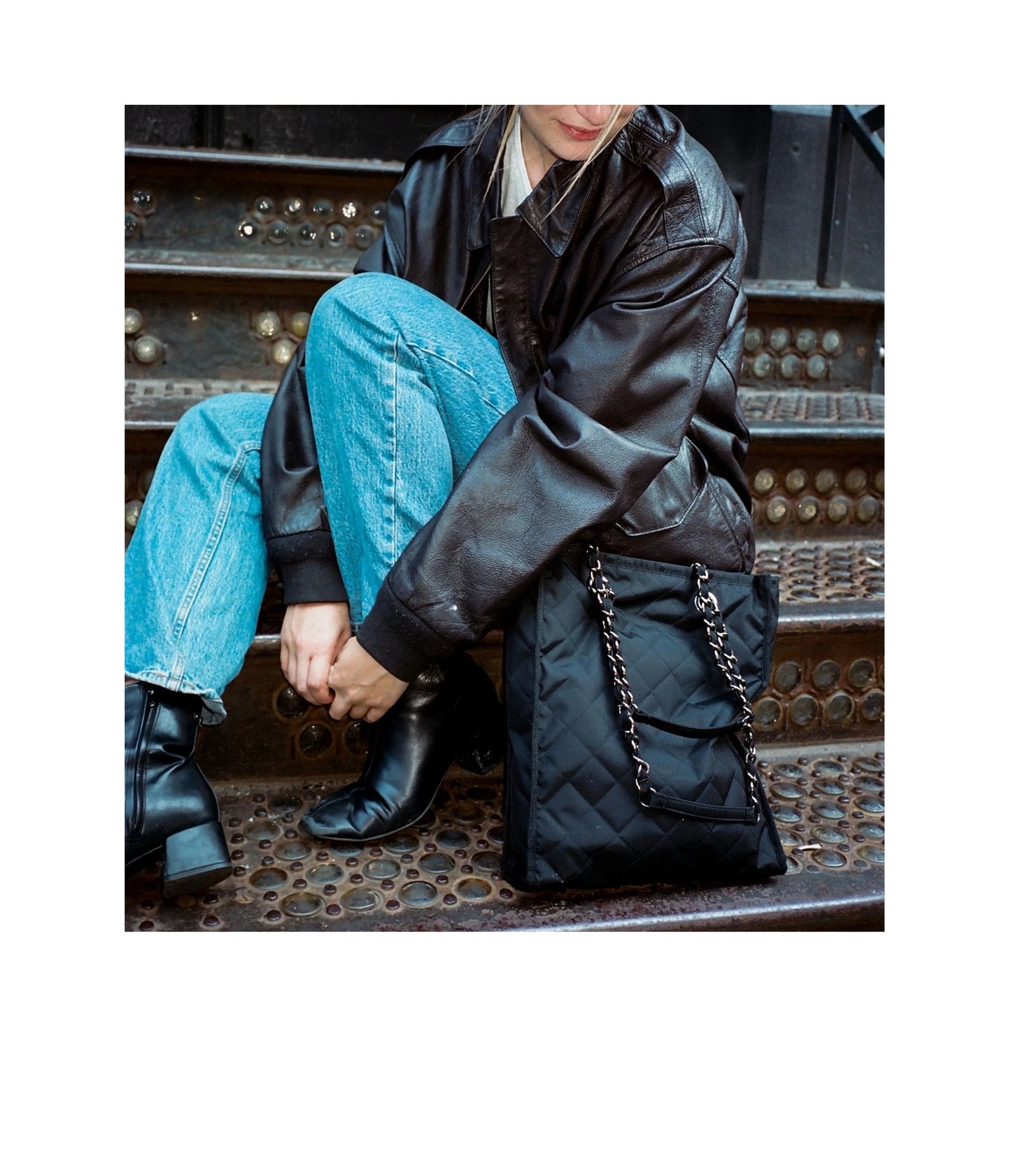 Chain North/South Tote<br>Onyx Chain Quilt
