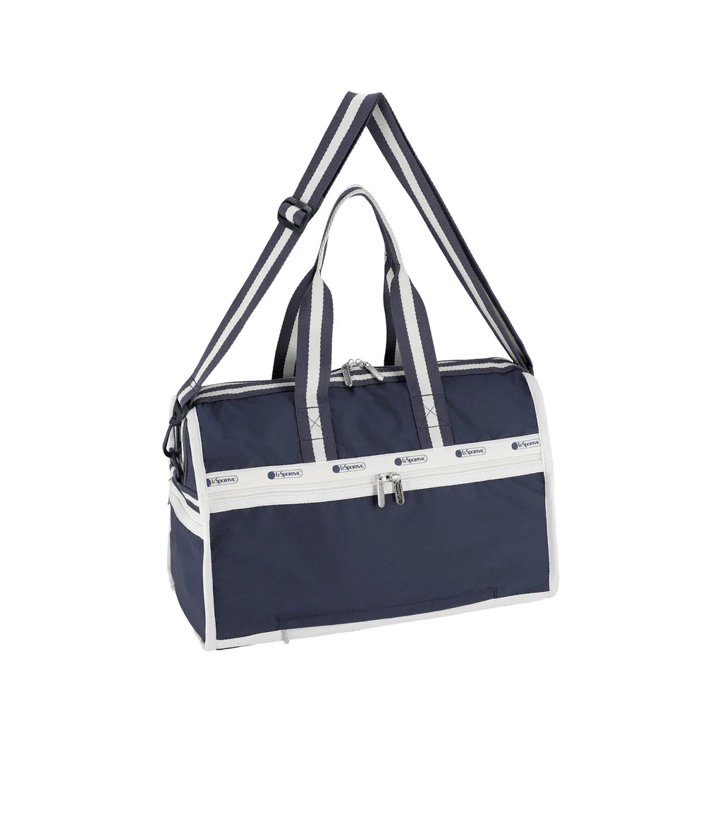 Deluxe Medium Weekender<br>Spectator Deep Blue