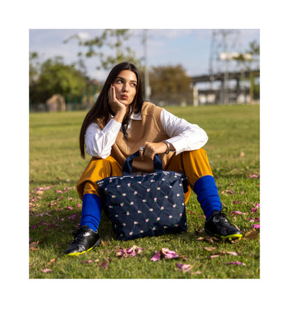 Deluxe Easy Carry Tote<br>Pink Roses Embroidery